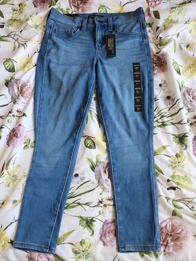 Banana Republic Factory Jean Leggings, Size 26/2 Petite, NWT, Stretch Knit Denim